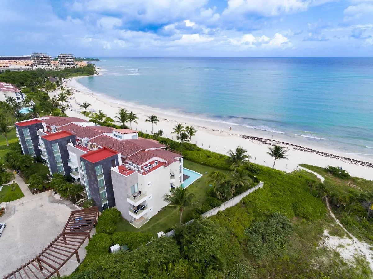 Stunning Ocean Front By Condo Boutique Playa del Carmen 0*,  México