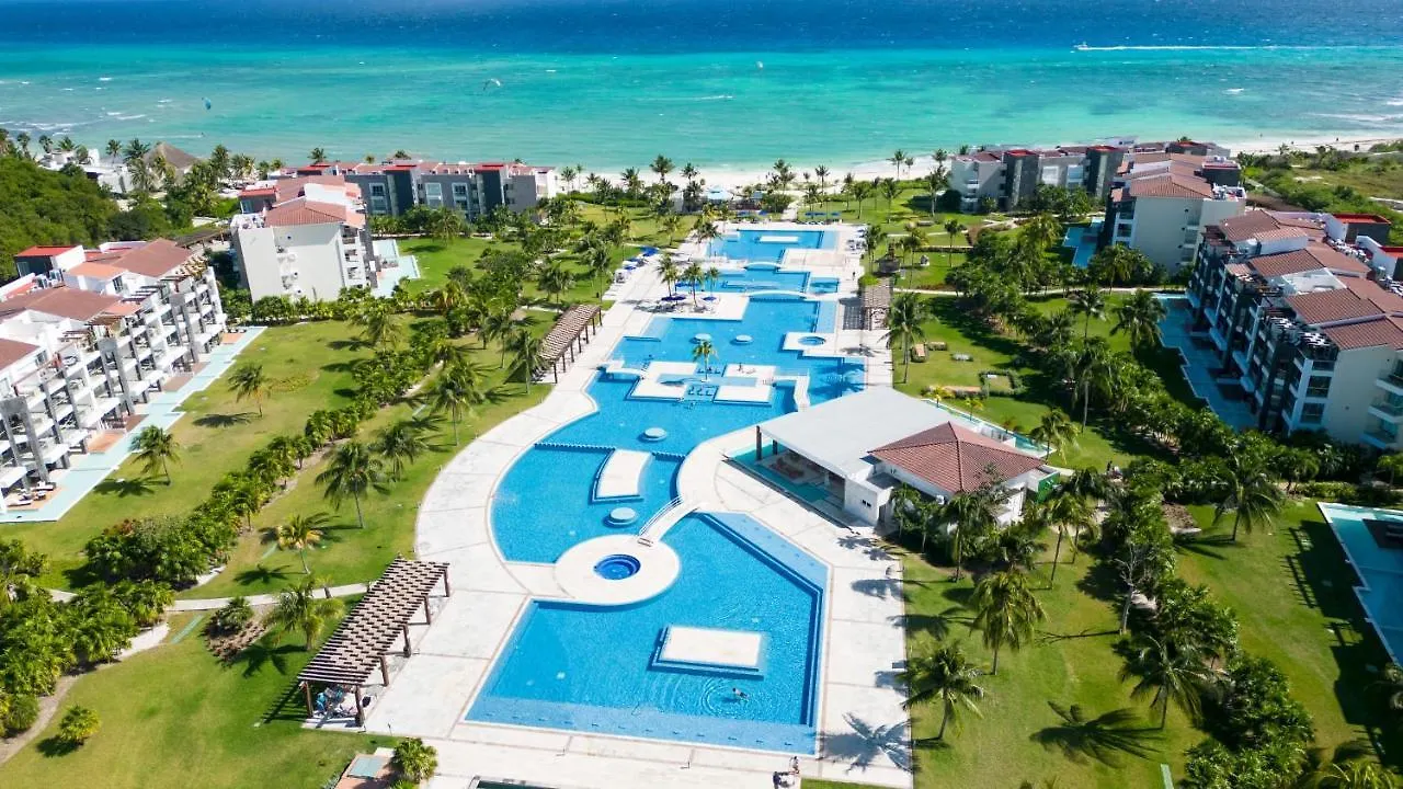 Stunning Ocean Front By Condo Boutique Playa del Carmen