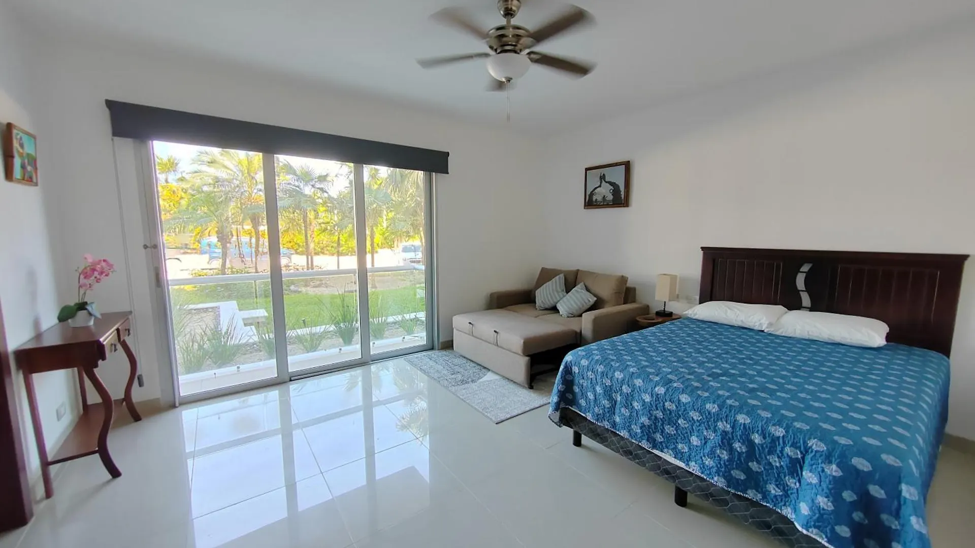 Stunning Ocean Front By Condo Boutique Playa del Carmen